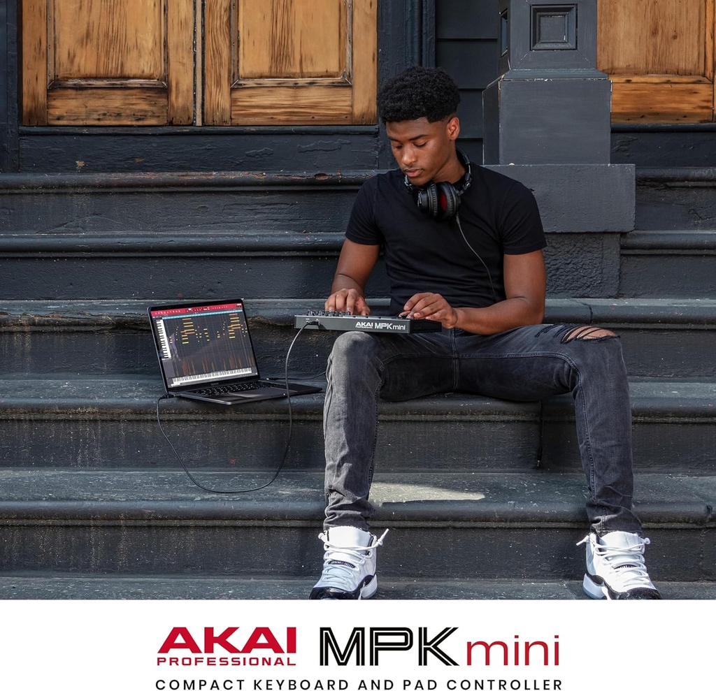 AKAI Professional MPK Mini MK3 - 25 Key USB MIDI Keyboard Controller With 8 Backlit Drum Pads, 8 Knobs and Music Production Software included (Black)
